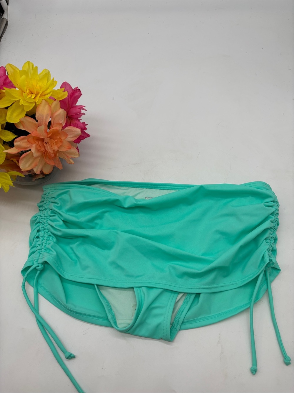 Victoria's Secret Mint Color Swimsuit Bottoms NTW Size Medium